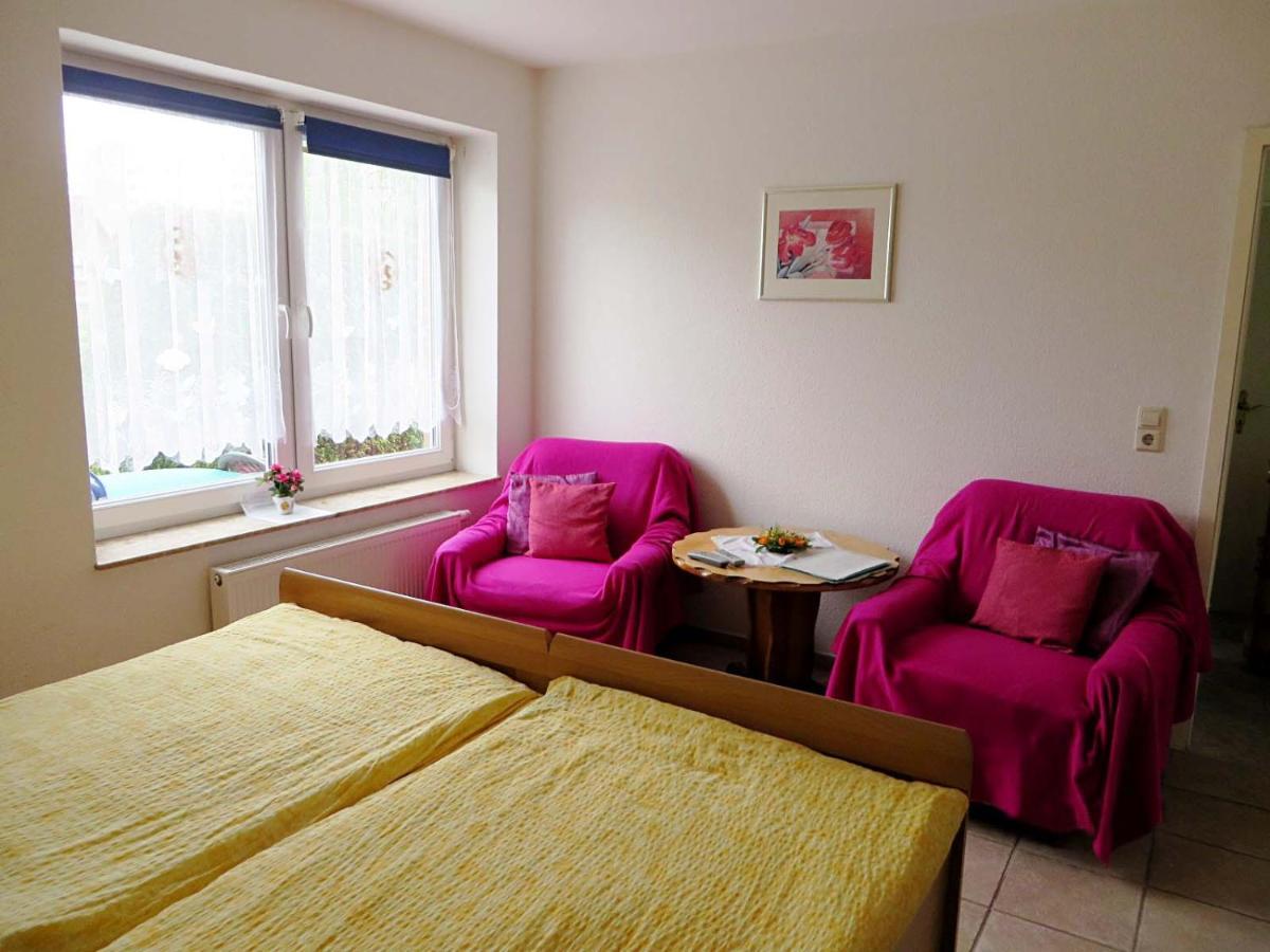 Ferienwohnungen "Marie" Mit Terrassen, Inclusive Park- Und Stellplaetze Am Haus, Mueritz-Strand Nur 700M, Altstadt 10Min, Ruhige Lage, Waren  Exterior foto