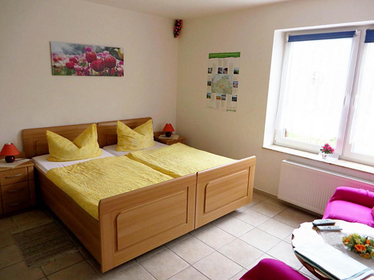 Ferienwohnungen "Marie" Mit Terrassen, Inclusive Park- Und Stellplaetze Am Haus, Mueritz-Strand Nur 700M, Altstadt 10Min, Ruhige Lage, Waren  Exterior foto
