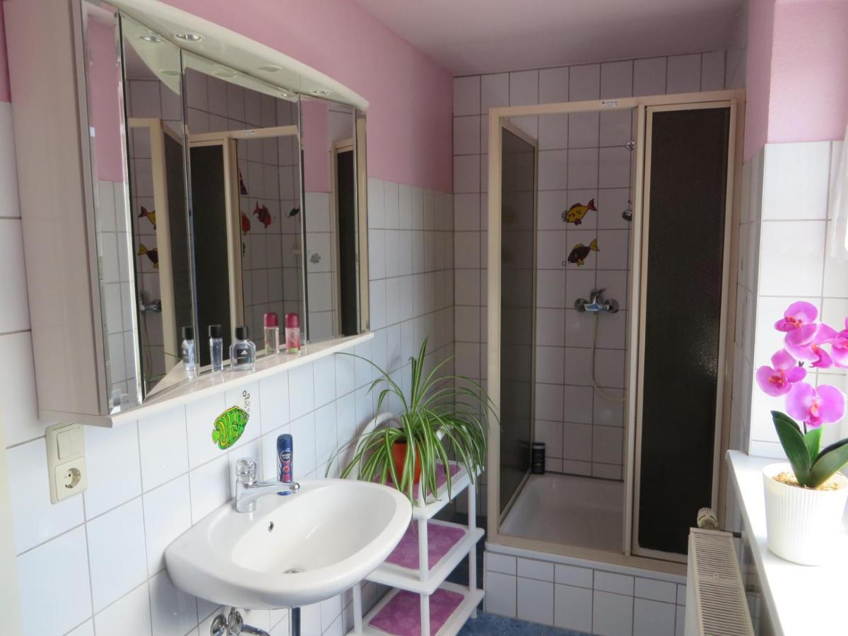 Ferienwohnungen "Marie" Mit Terrassen, Inclusive Park- Und Stellplaetze Am Haus, Mueritz-Strand Nur 700M, Altstadt 10Min, Ruhige Lage, Waren  Exterior foto