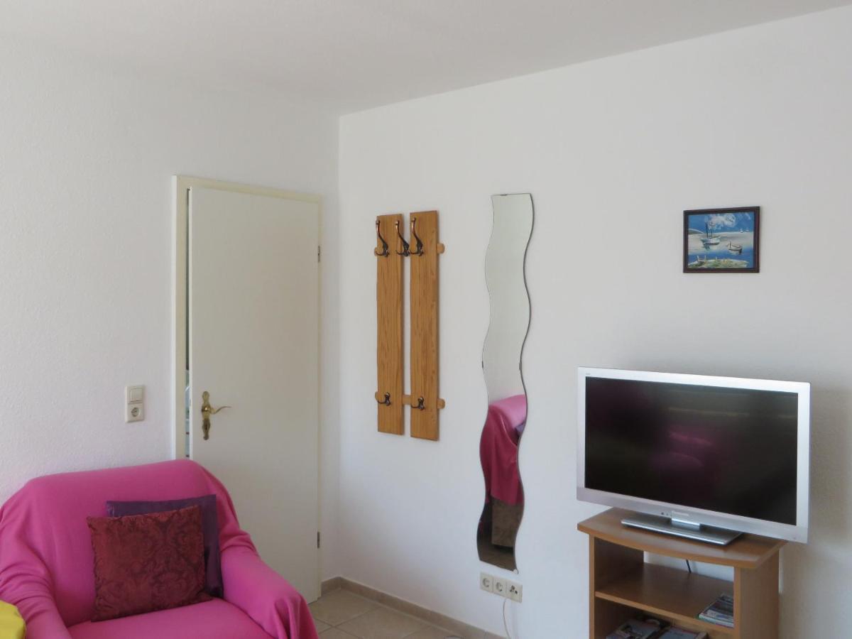 Ferienwohnungen "Marie" Mit Terrassen, Inclusive Park- Und Stellplaetze Am Haus, Mueritz-Strand Nur 700M, Altstadt 10Min, Ruhige Lage, Waren  Exterior foto