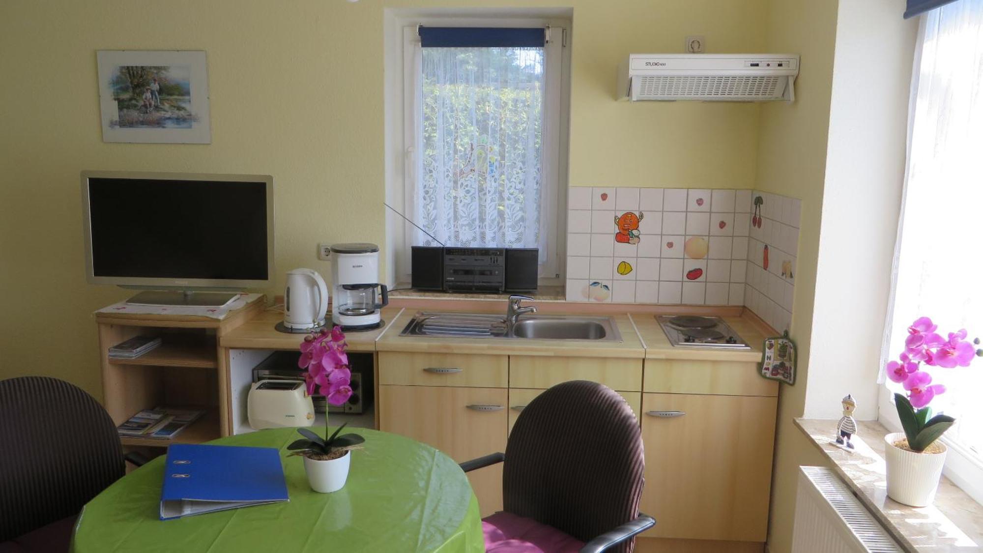 Ferienwohnungen "Marie" Mit Terrassen, Inclusive Park- Und Stellplaetze Am Haus, Mueritz-Strand Nur 700M, Altstadt 10Min, Ruhige Lage, Waren  Habitación foto